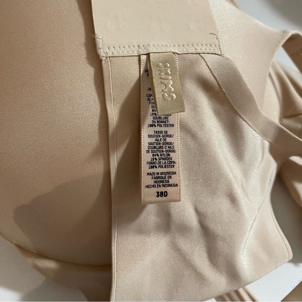 Teardrop Push-Up Bra In Color Sand /38d - image 3